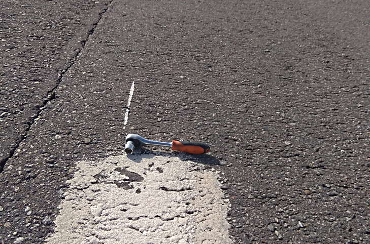 Wrench as foreign object debris on runway in UUTO experiment