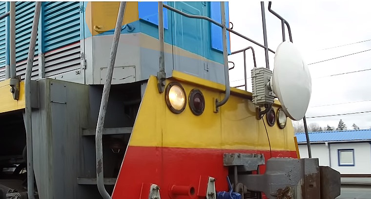Shunting locomotive 76 GHz radar